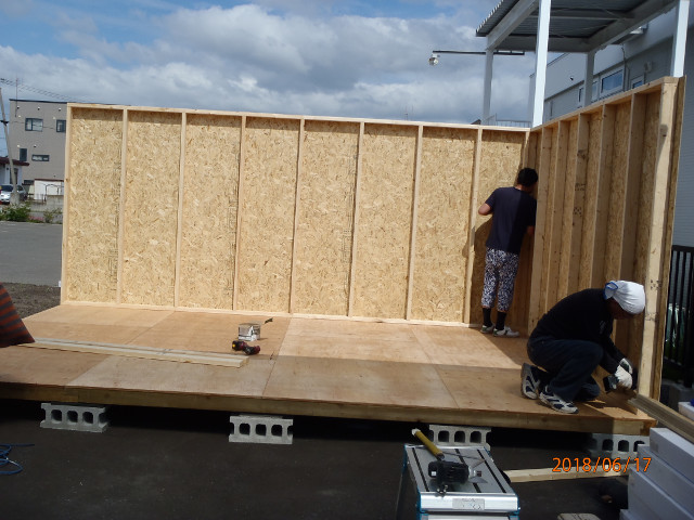 セコイアの施工風景